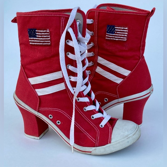 Soda high heel high sneakers with American flag patch Red/White size 9 preloved - Picture 2 of 10
